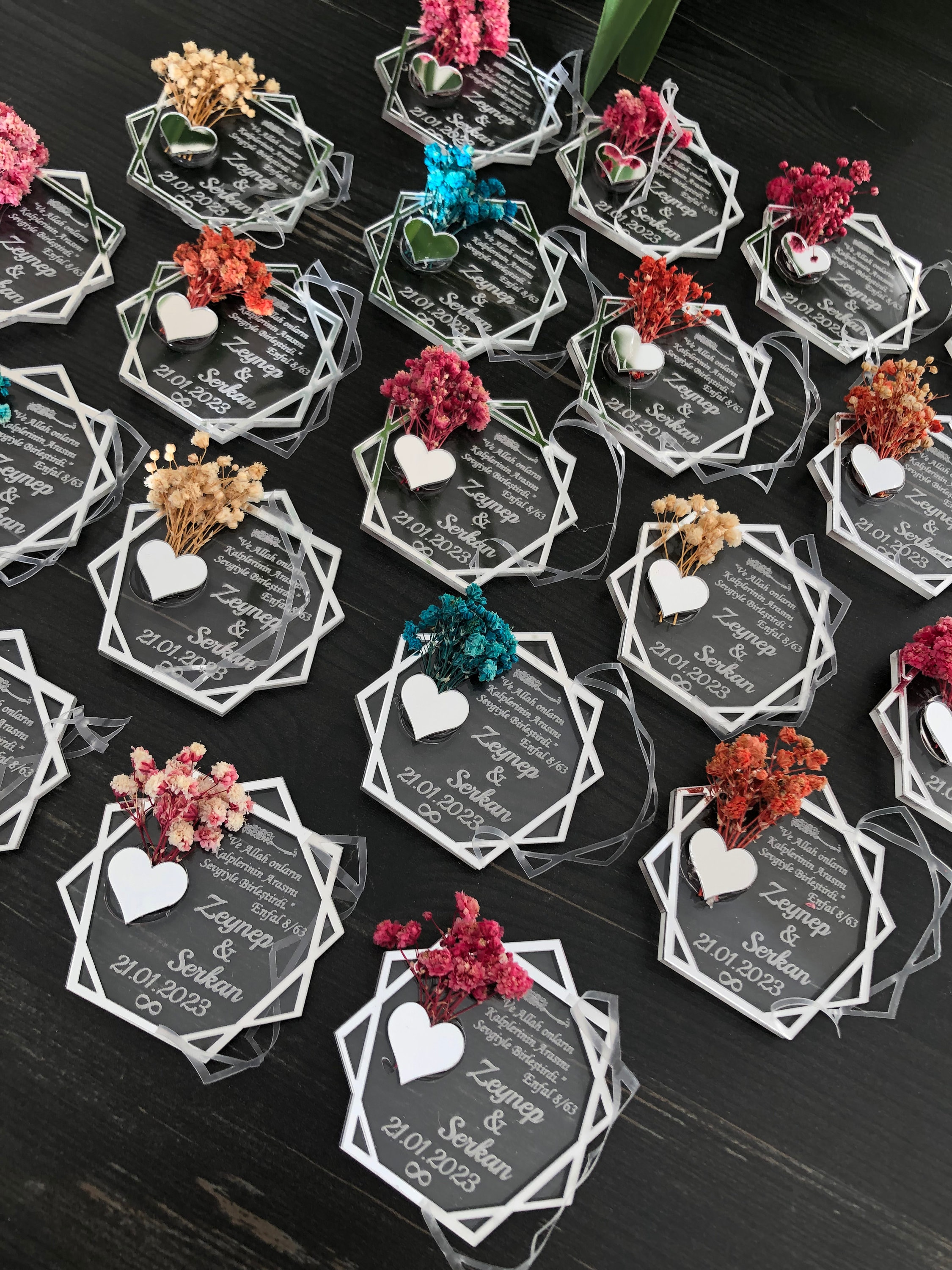Wedding Magnet, Wedding Favors, Engagement Favors, Anniversary Favors, Plexiglass Magnet
