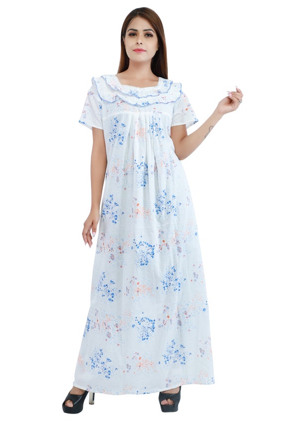 Loose-fitting, nightshirt-style nightdress in printed viscose with an Indian  paisley print