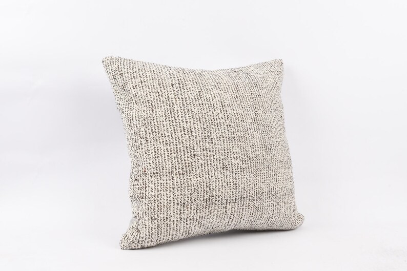 Vintage Kilim Pillow Throw Pillow Bohemian Pillow Turkish Kilim Pillow Couch Aztec Pillow Tribal Pillow 20x20 Kilim Pillow Home Decor