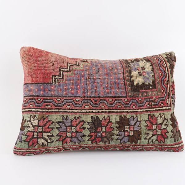 Handwoven Turkish Kilim Pillow Cover: Bohemian Tribal Throw, 16x24