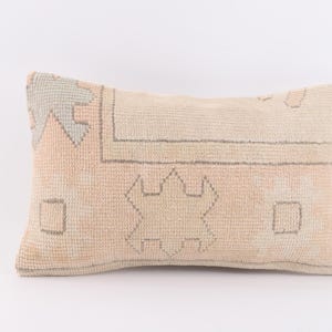 Handwoven Turkish Kilim Pillow, 12x20 Pillow Cover, Vintage Kilim Pillow, Boho Lumbar Pillow, Home Decor, Kilim Cushion Cover, Beeding