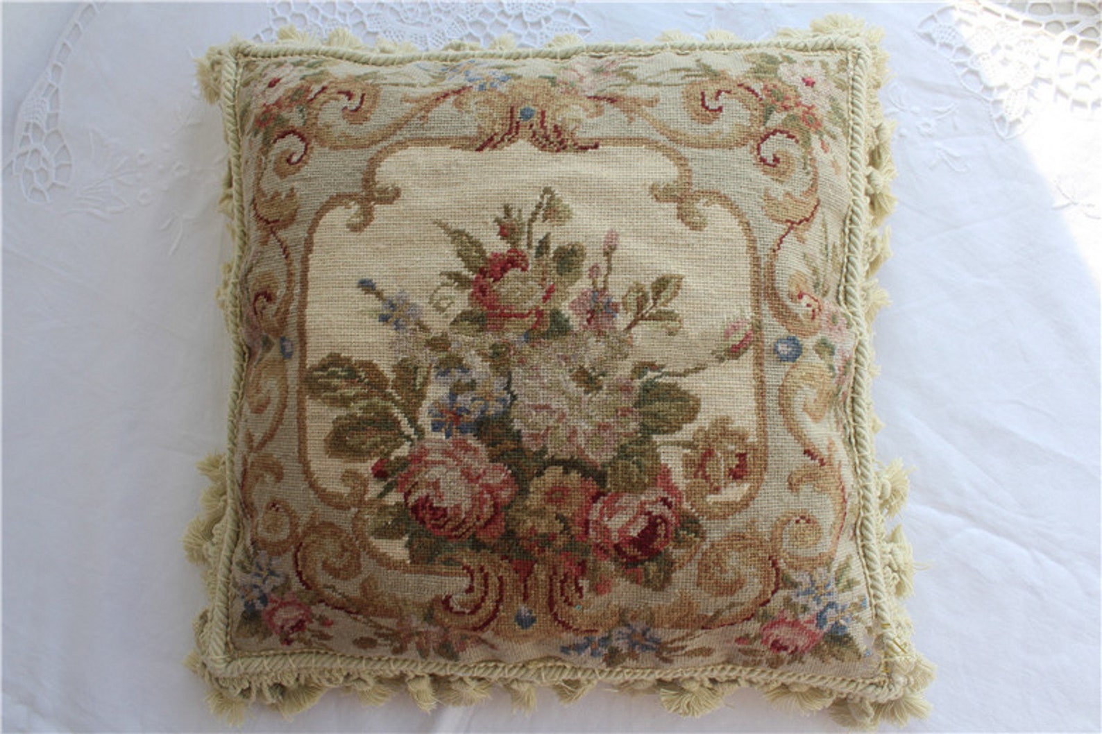Floral Needlepoint Finishing Pillow Vintage Outdoor Decorative Etsy