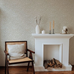 Floral Vines Wallpaper. Peel and Stick and Traditional Wallpaper Options. Removable. Accent Wall.