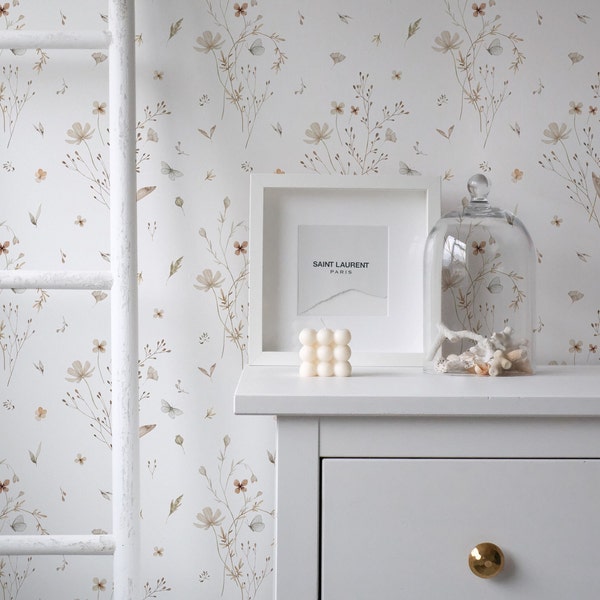 Tranquil Bloom Wallpaper II.  Peel and Stick and Traditional Wallpaper Options. Removable. Accent Wall. *