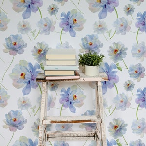 Papel de parede de Felicidade em Aquarela. Opções de papel de parede tradicional e descascado e colado. Removível. Parede de destaque. Floral.