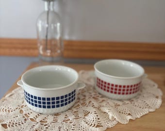 Vintage soepkommen van Nitt Japan in blauw en rood.