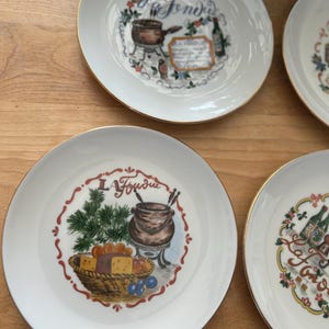 Platos de fondue de porcelana vintage Kahla de la RDA (juego de 6), con detalles dorados