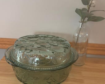 Vintage Libbey Orchard Green Glass Baking Dish with Lid 3QT Embossed Fruit Pattern
