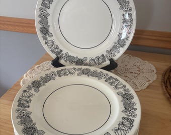 Vintage set of 6 Manitou By Grindley 10” Dinner Plates White Black