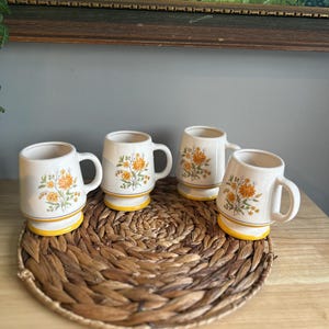 Vintage 1970s Floral Mugs - Geni Country Flowers - Made in Japan
