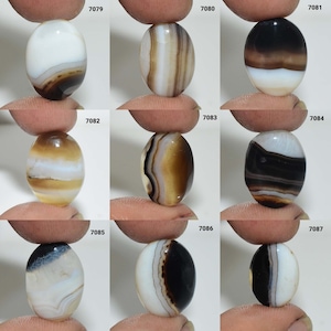 A One Quality Natural Banded Agate Gemstone, Banded Agate Cabochon, Banded Agate Jewelry, Banded Agate, Black onyx, In Low price Cabochon,