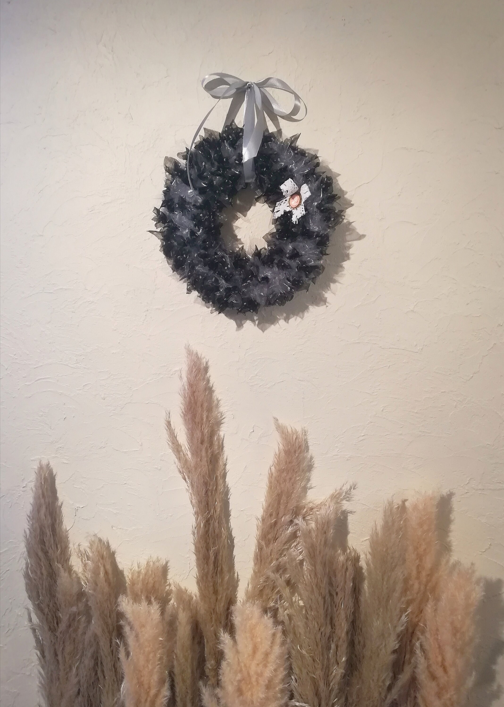 Couronne Shabby Chic Noire à Pois Blancs et Grise