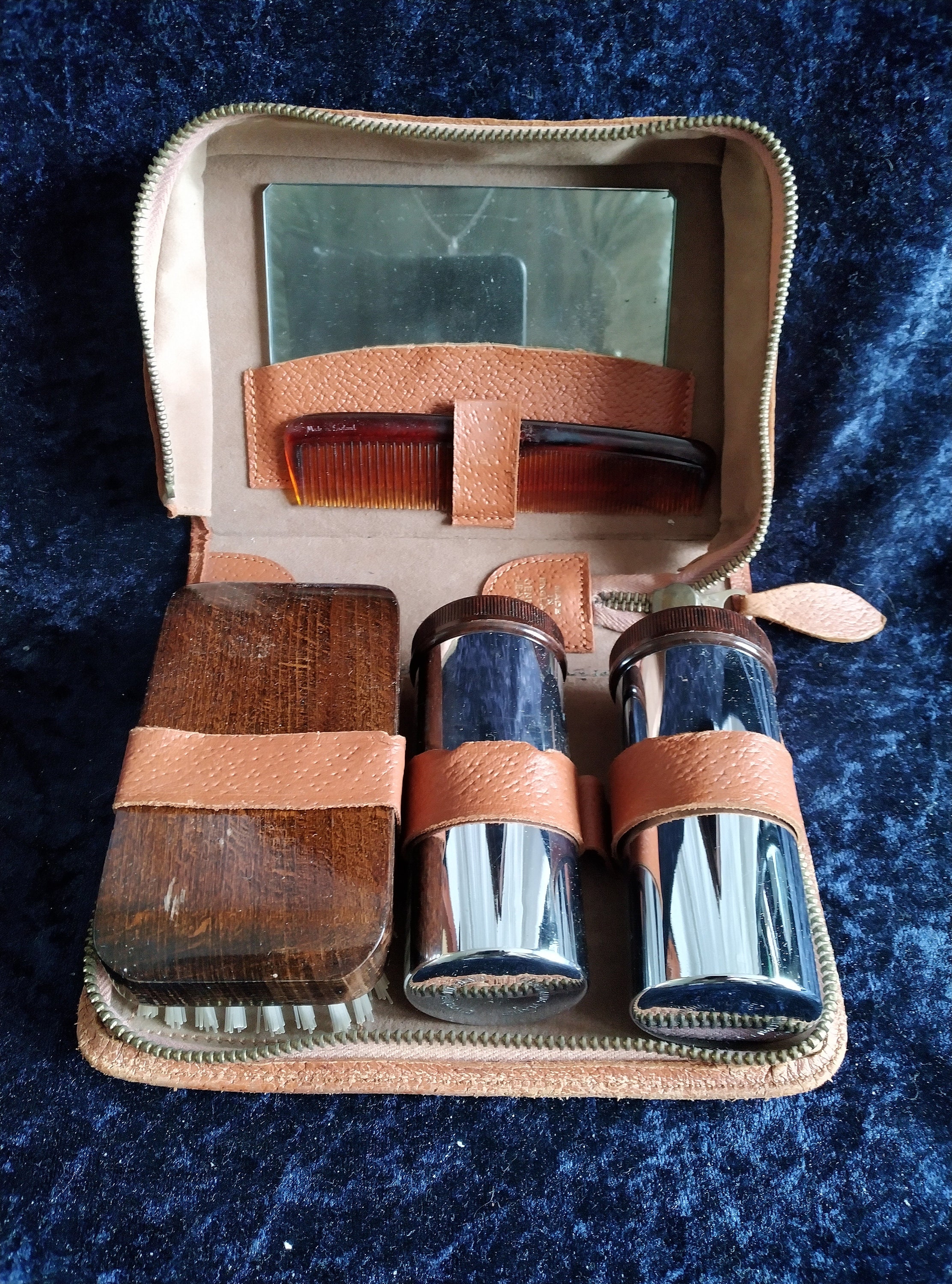 Gentleman's Vintage Travel Grooming Kit with Bakelite Etsy
