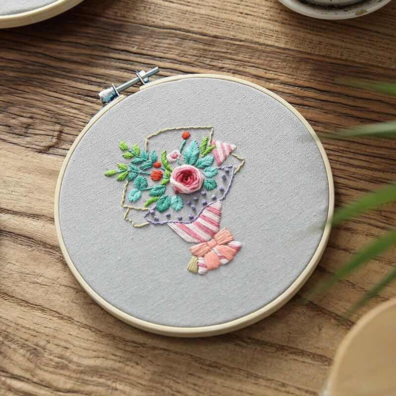 Modern Flower Plant Kit Beginner Embroidery Kit Hand Embroidery Full Kit-DIY Floral Needlepoint Wall Art Kit For Present