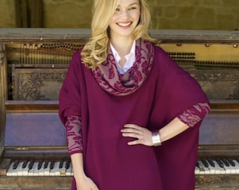 Magenta Primavera Jersey Poncho de Lana de Alpaca con Mangas / Éticamente + Sosteniblemente Hecho en Perú / Lacorine