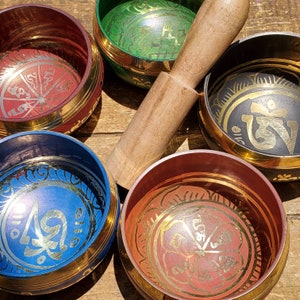 Authentic Tibetan Singing Bowls made in Nepal, Beginners Singing Bowls for Meditation, Easy to play Tibetan Singing Bowls