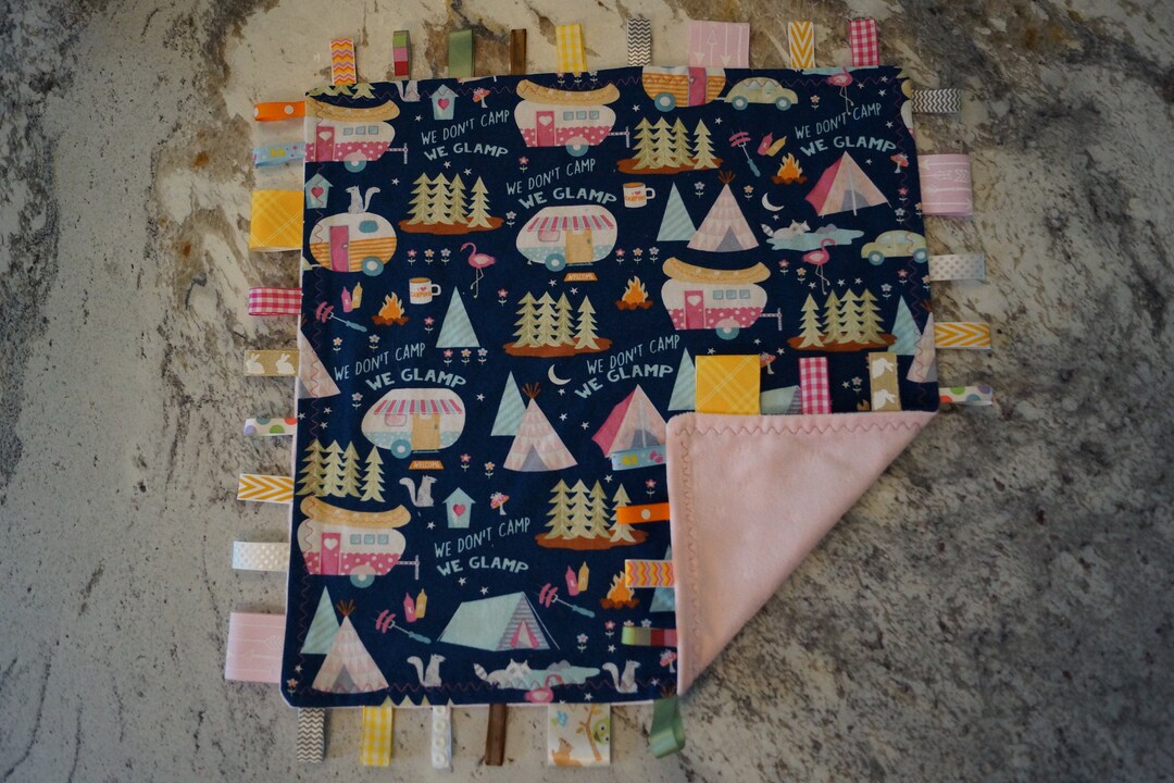 Glamping Woven Cotton Ribbon Tag Blanket With Light Pink Star Patterned