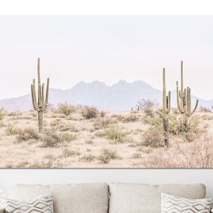Arizona Desert Leinwanddruck // Die vier Zinnen und die Saguaros // Zentral Arizona Desert