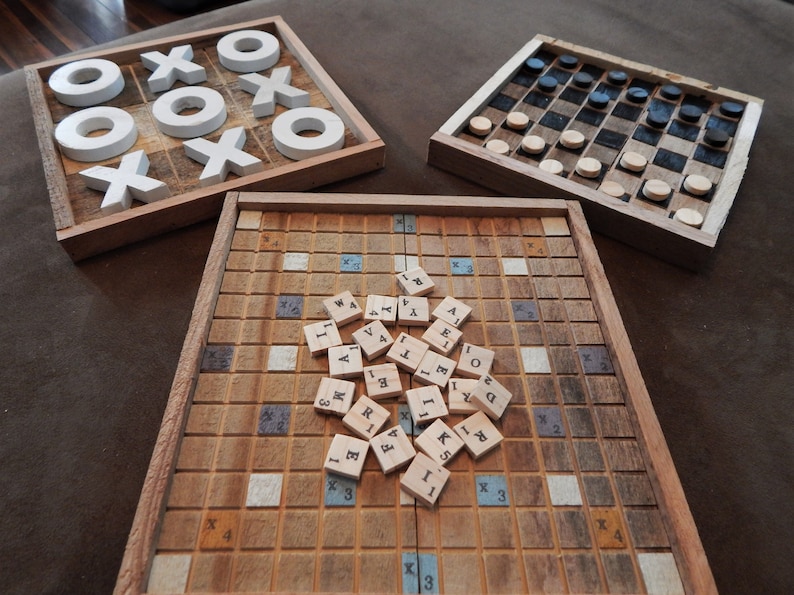 Rustic Reclaimed Wooden Coffee Table Tic-Tac-Toe Tray image 10