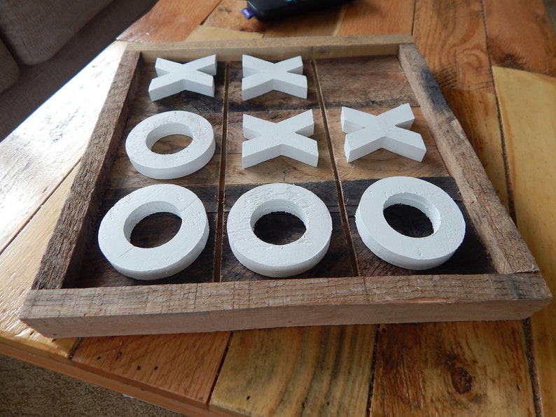 Rustic Reclaimed Wooden Coffee Table Tic-Tac-Toe Tray image 4