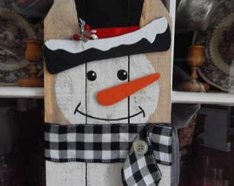 Rustic Reclaimed Snowman Tag Hanger