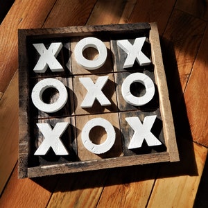 Rustic Reclaimed Wooden Coffee Table Tic-Tac-Toe Tray image 1
