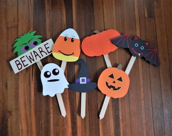 Decorative Wooden Halloween Yard Stakes
