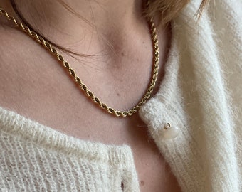 RACHEL women's necklace with twisted chain in chic and trendy gold stainless steel