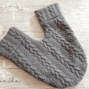 Dark grey partner gloves with woven pattern, perfect as a Christmas gift, for St. Nicholas Day, Valentine's Day, or Advent calendar for girlfriends, boyfriends, and couples.
