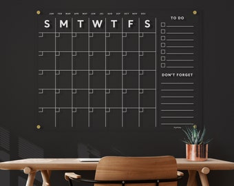 Gepersonaliseerde helder acryl droog uitwisbare kalender | Lucite wandkalender met witte tekst | Premiumkwaliteit met hardware en markering