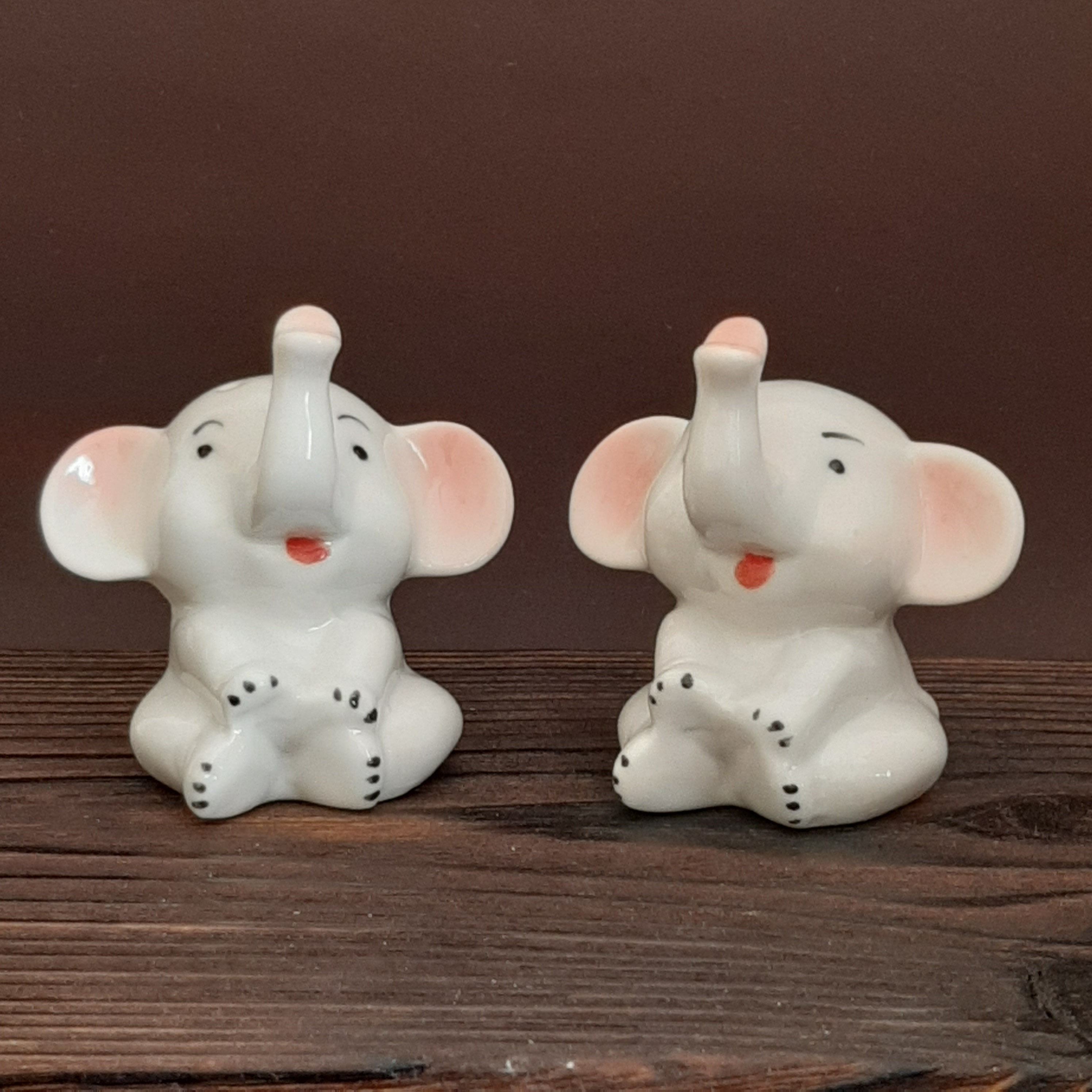 Elephant salt and pepper shakers vintage Funny salt shakers Etsy