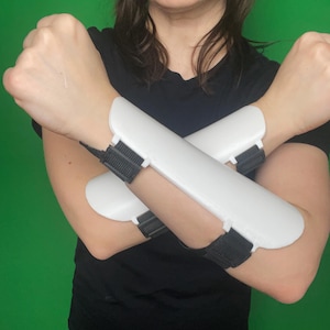 Arm Armor Forearm Cosplay Costume Straps Generic Protective Shield Prop Item