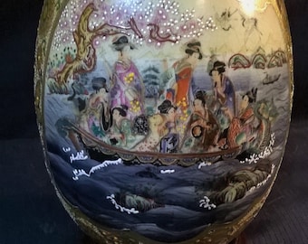 Vintage Stunning Hand Painted Gold Gilt Satsuma Egg w/Geishas in Boat