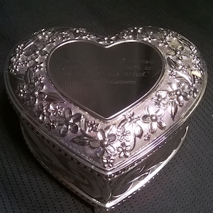 Vintage Sankyo Lovely Musical Heart Keepsake Box with Engraving