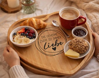Heart-shaped wooden serving board with your choice of design – 18 variations | Personalized wooden tray | Gift for weddings, birthdays, breakfast & home decor