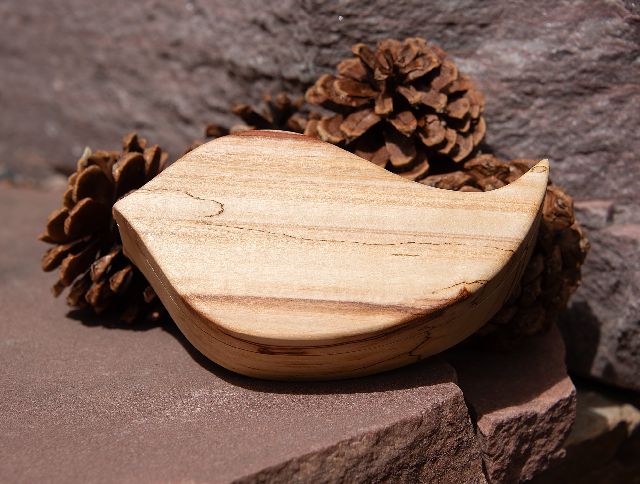 Aspen Wood Bird Ring Box: Handcrafted Jewelry Gift Box