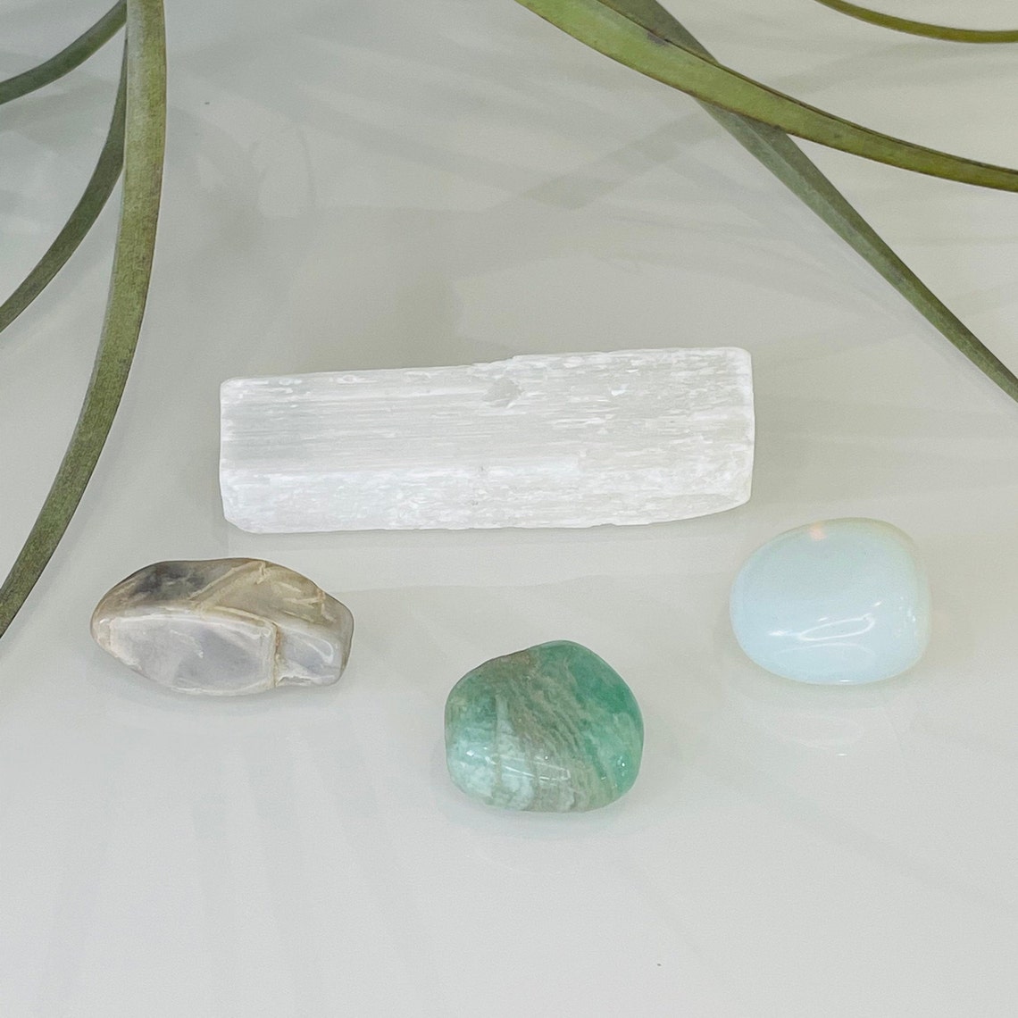 Full Moon Crystals Sethealing Crystals Etsy