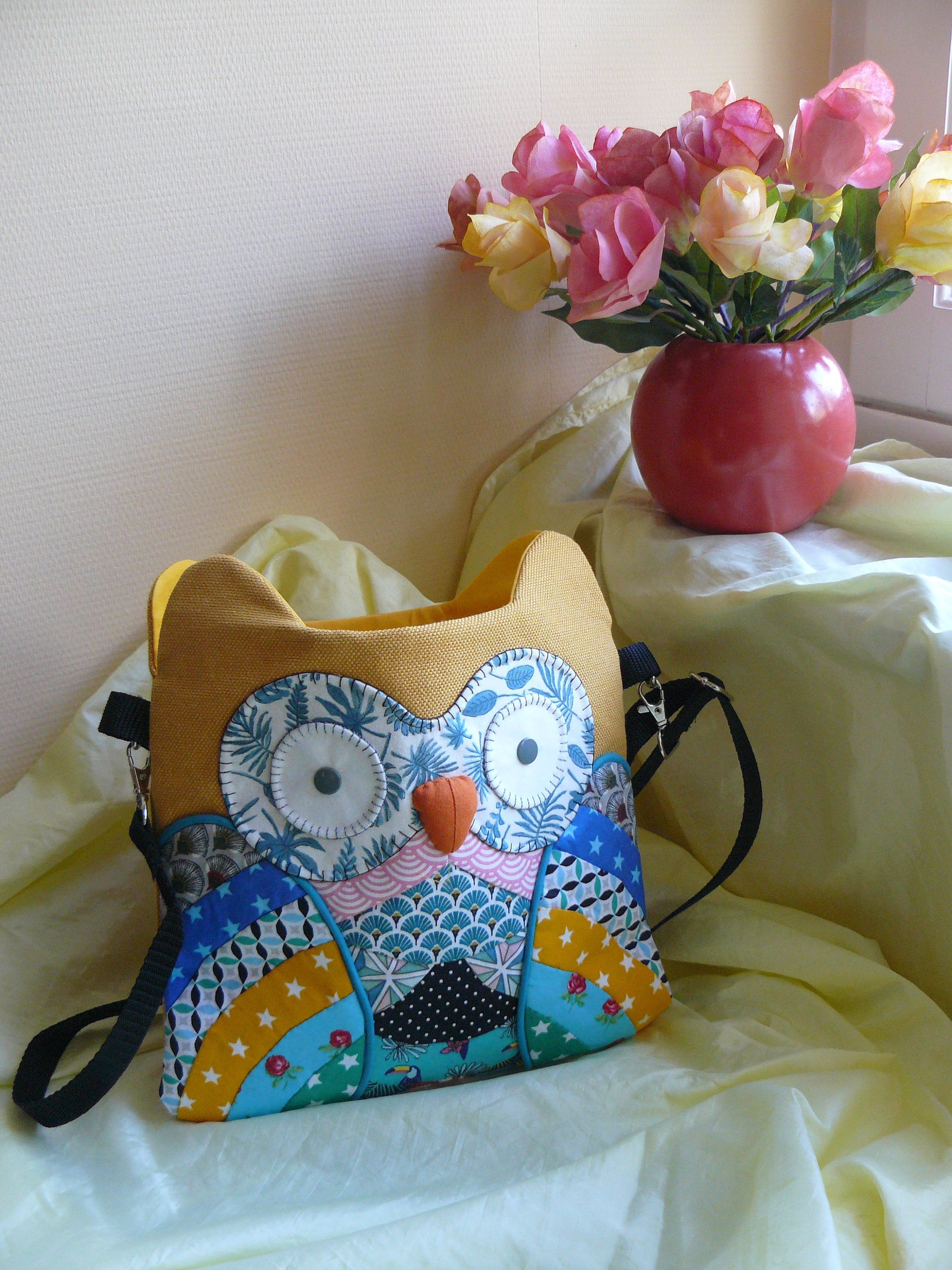 Sac hibou porté épaule tissu et patchwork