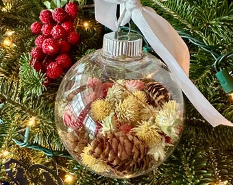 Pinecone and Dried Flower Ornament