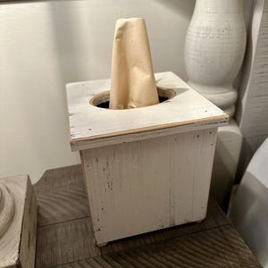 Distressed White Tissue Box Cover, Rustic Wooden Tissue Holder, Farmhouse Square Tissue Cover