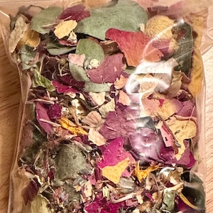 Dried Confetti Flower Pouch, Dry Flowers for Weddings, Parties, Craft Supplies, and Gifts