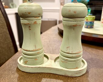 Rustic Farmhouse Distressed Hand Painted Wood Sage Green Salt & Pepper Grinder Set with Wooden Tray