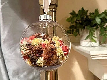 Pinecone Dried Flower Ornament for Gifts, Housewarming, and Home Accents