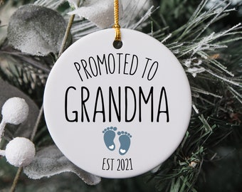 Grandma ornament - New Grandma Ornament - New Grandma Gift - Personalized First Time Grandma Gift - Pregnancy announcement - New baby