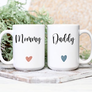 Mom and Dad Mug Set - New Mom Mug | New Dad Mug | New Parent Gift | Baby Announcement | New Parents Mug | Pregnancy Reveal