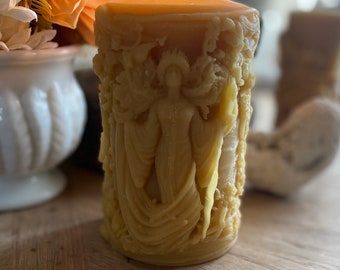 Mother Nature Beeswax Pillar Candle, Pure Beeswax Candle, Pillar Candle, Mother Nature, Naturally honey scent