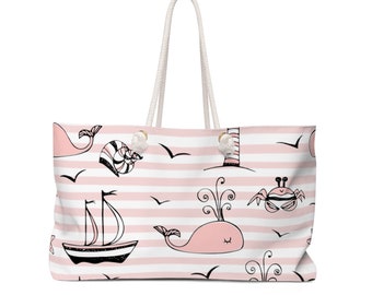 Ce fourre-tout de week-end amusant d’été rose et blanc fait un excellent sac de plage, sac de voyage, sac de vacances de piscine ou sac de week-end.