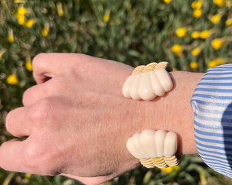Nantucket Basket Bracelet – Scallop Shell Cuff, Cape Cod Style