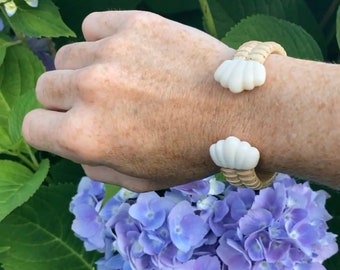 Scallop Shell Nantucket Bracelet – Cape Cod Style Woven Cuff