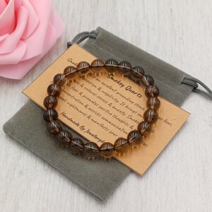 Bracelet extensible en quartz fumé fait main avec sac cadeau et carte, pierre précieuse en cristal de 8 mm